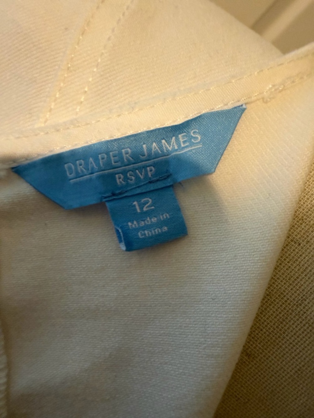 Dress - Picture 4 of 6